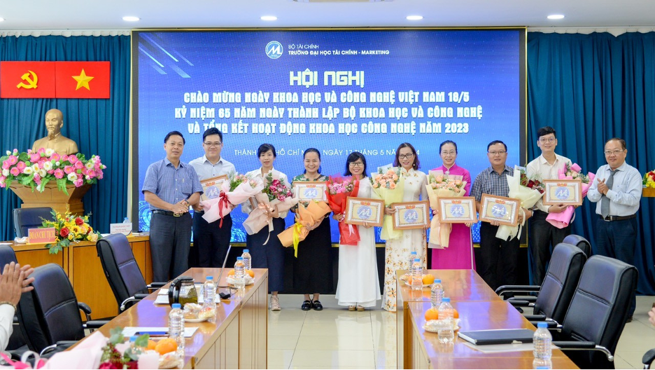 CONFERENCE TO CELEBRATE VIETNAM SCIENCE AND TECHNOLOGY DAY (18/5) AND TO REVIEW SCIENCE & TECHNOLOGY ACTIVITIES IN 2023