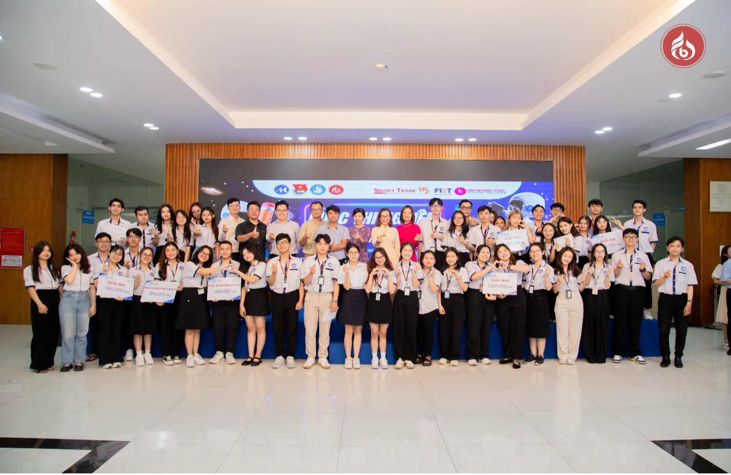 GRAND FINAL OF THE “STUDENT SCIENTIFIC RESEARCH – FACULTY OF FINANCE & BANKING – 1ST EDITION” 2024